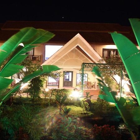 Daosavanh Resort & Spa Hotel Savannakhét Zewnętrze zdjęcie