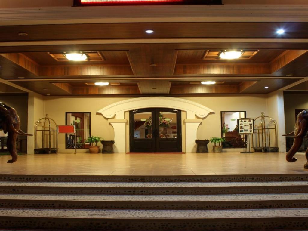 Daosavanh Resort & Spa Hotel Savannakhét Zewnętrze zdjęcie