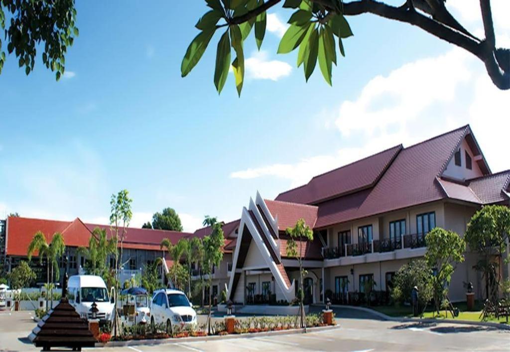 Daosavanh Resort & Spa Hotel Savannakhét Zewnętrze zdjęcie